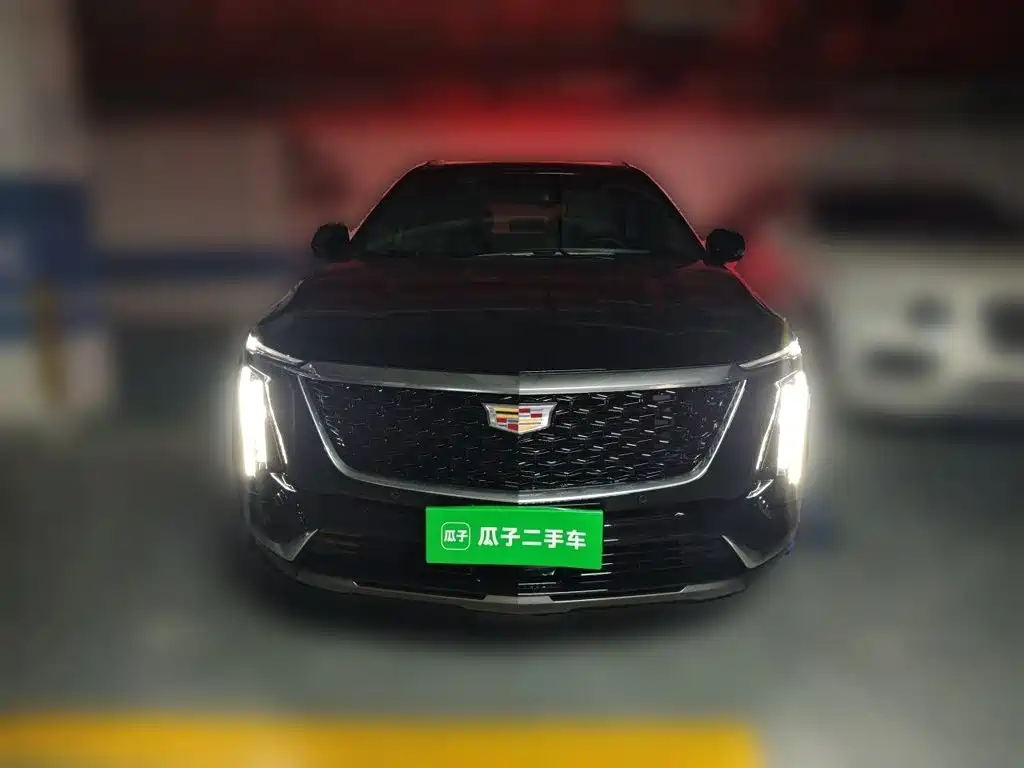 Cadillac XT5 2025 — фото 24