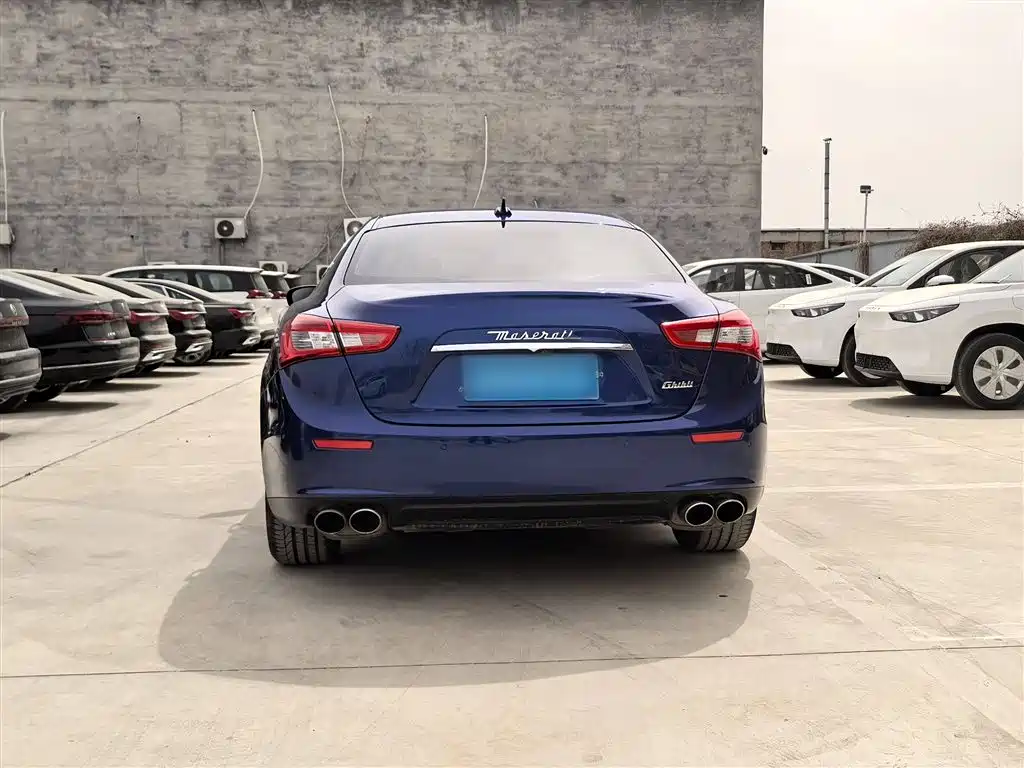 Maserati Ghibli 2016 — фото 11