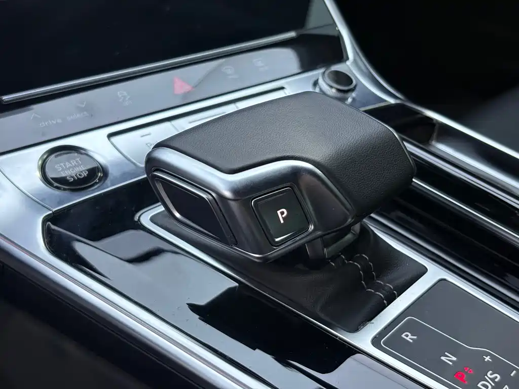Audi A7 2023 — фото 7