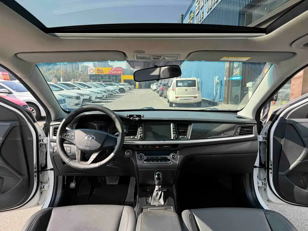 Hyundai Mistra 2020 — фото 8