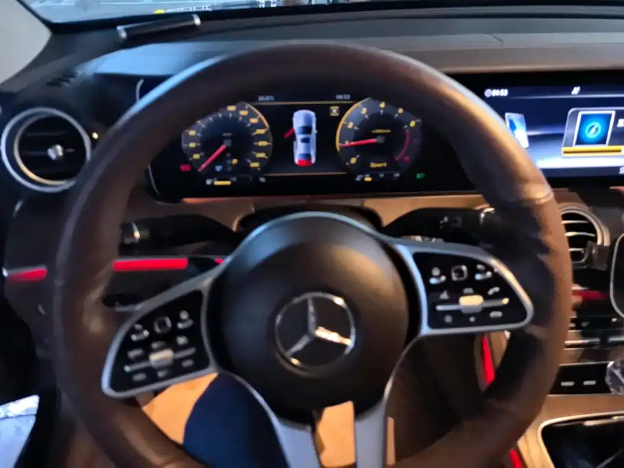 Mercedes-Benz E-Class 2019 — фото 15