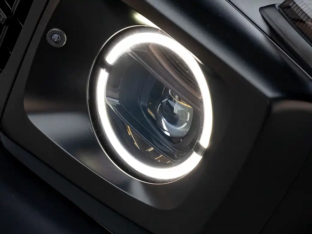 Mercedes-Benz G-Class 2010 — фото 14