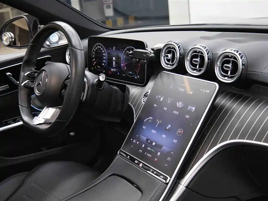 Mercedes-Benz C-Class 2021 — фото 18