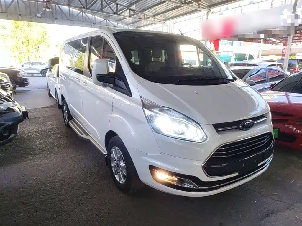 Ford Tourneo 2021 — фото 4