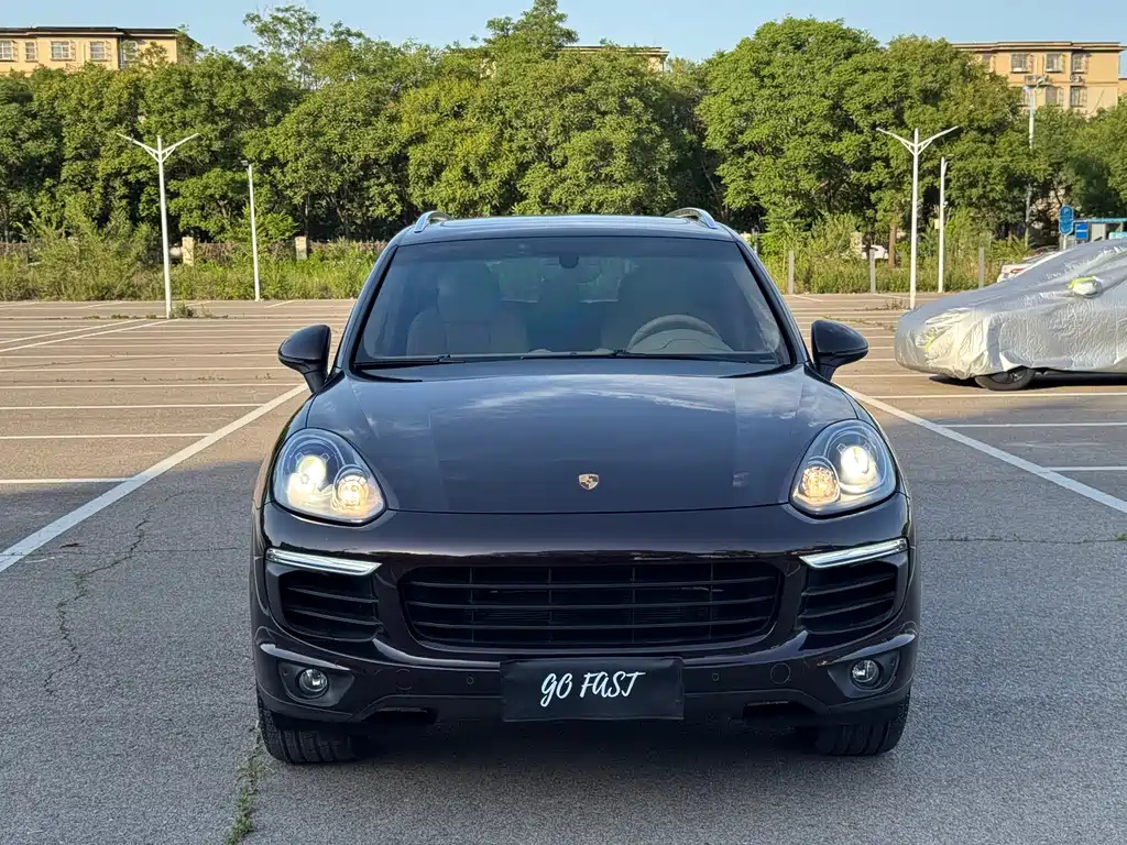 Porsche Cayenne 2015 — фото 2