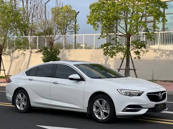 Buick Regal 2020