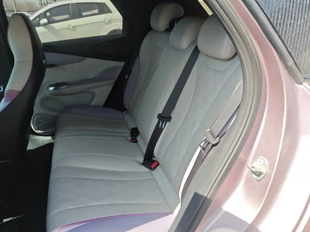 BYD Dolphin 2023 — фото 13