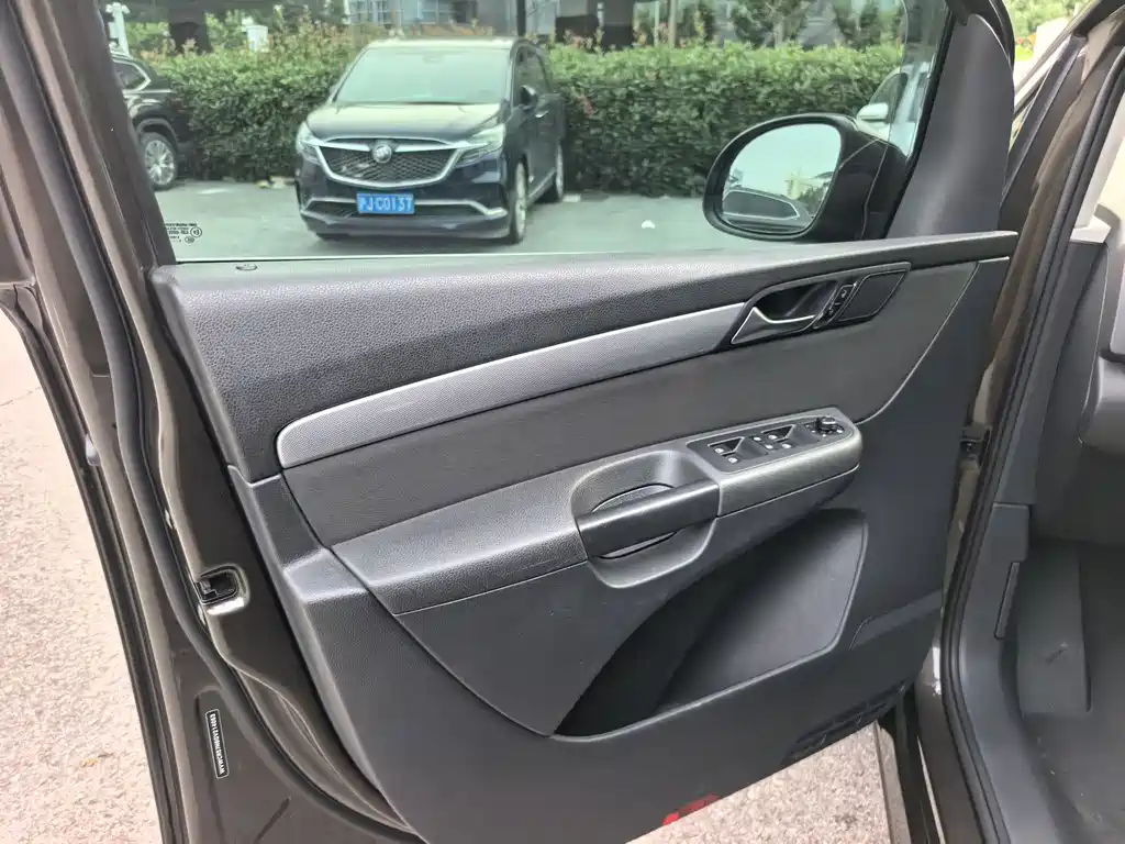 Volkswagen Sharan 2016 — фото 14
