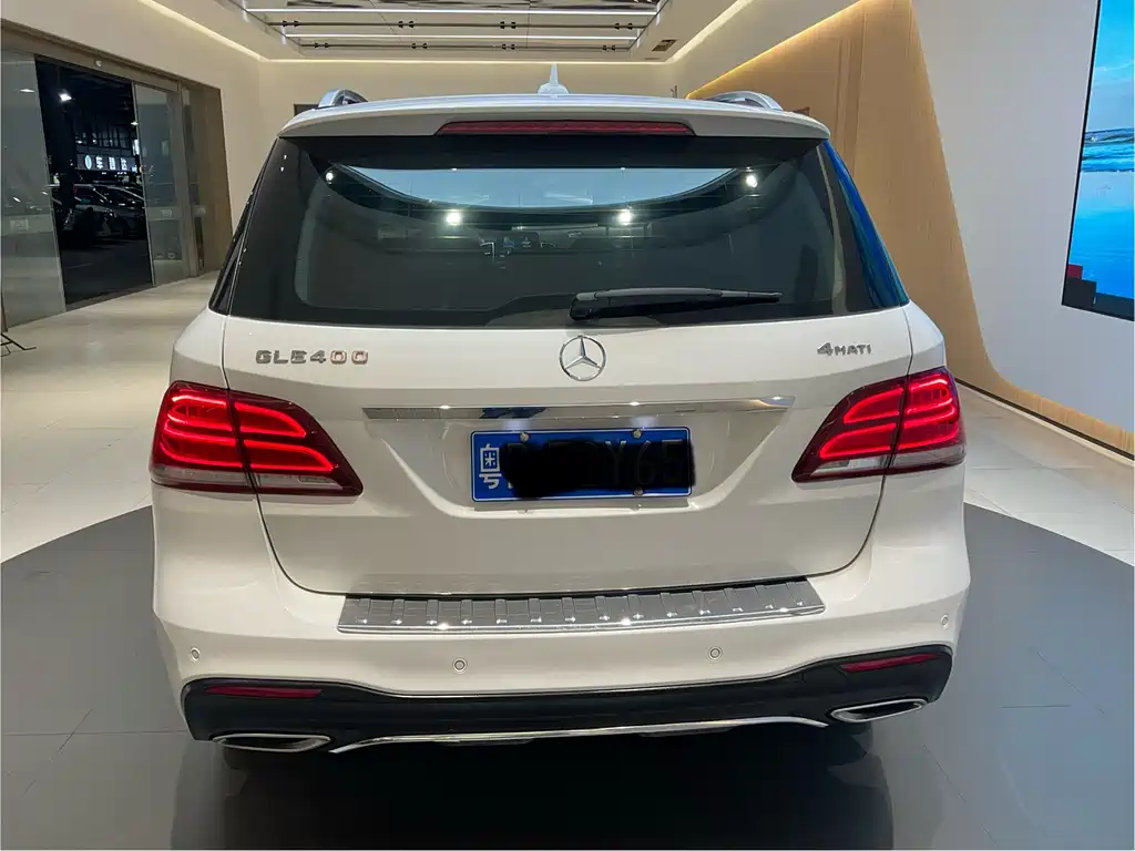 Mercedes-Benz GLE 2017 — фото 6