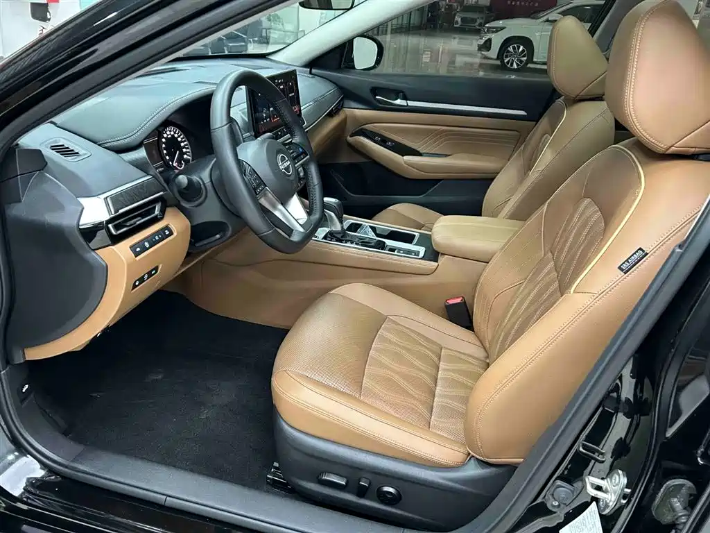 Nissan Teana 2023 — фото 11