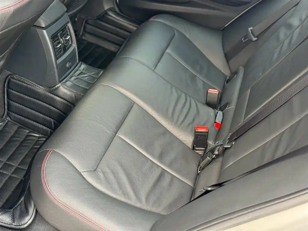 BMW 3 Series 2014 — фото 17