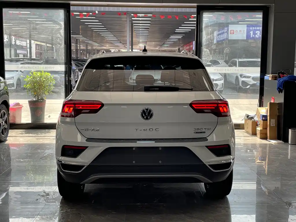 Volkswagen T-Roc 2022 — фото 16
