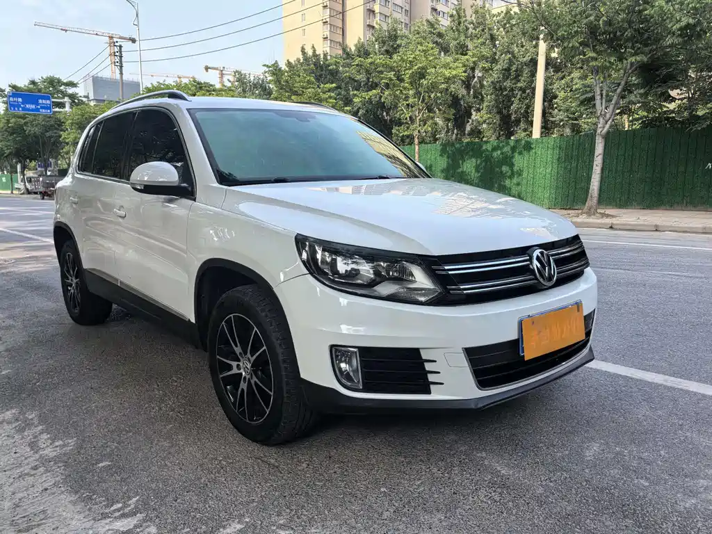 Volkswagen Tiguan 2015 — фото 3