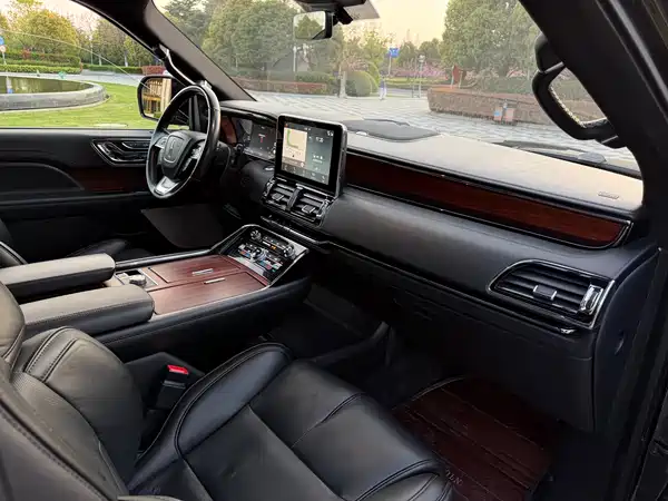 Lincoln Navigator 2018