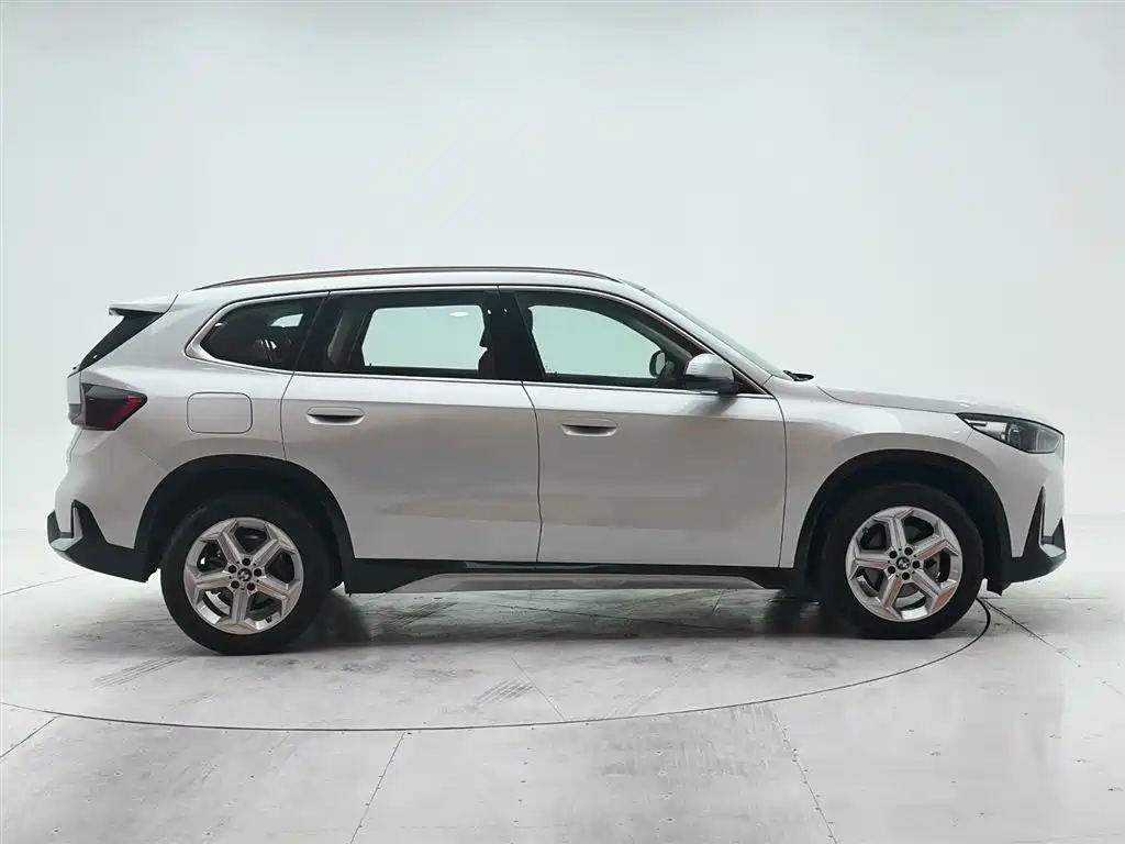 BMW X1 2024 — фото 9