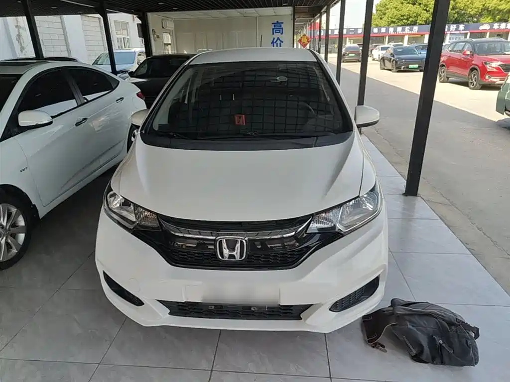 Honda Fit 2019 — фото 3