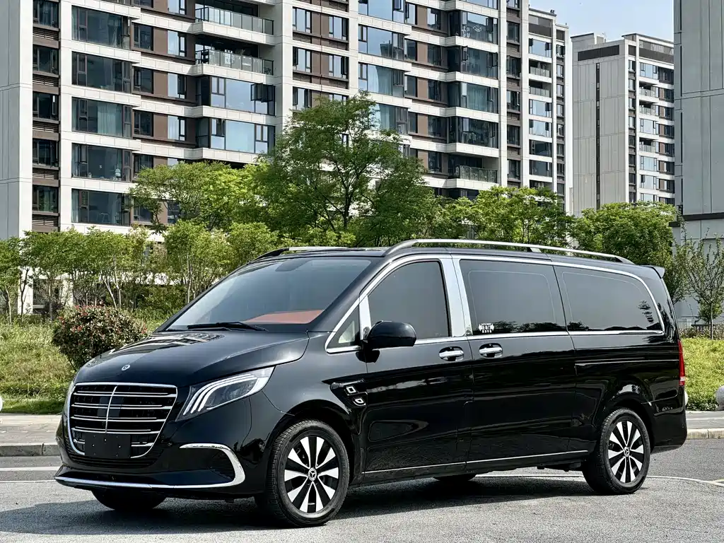 Mercedes-Benz Vito 2022 — фото 1