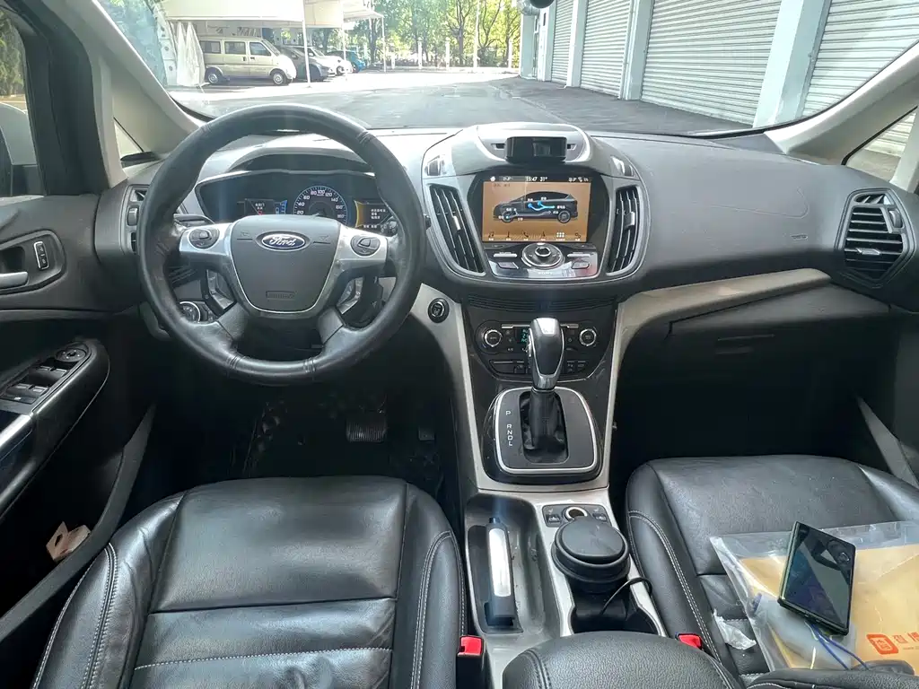 Ford C-MAX 2017 — фото 12