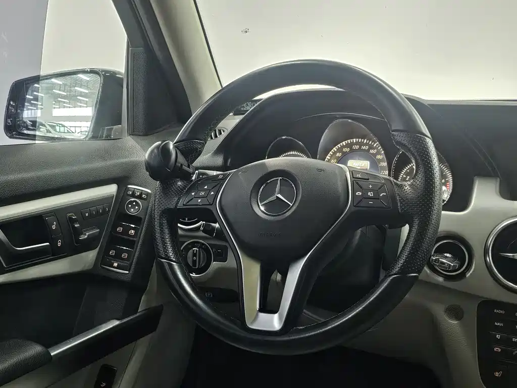 Mercedes-Benz GLK-Class 2014 — фото 6