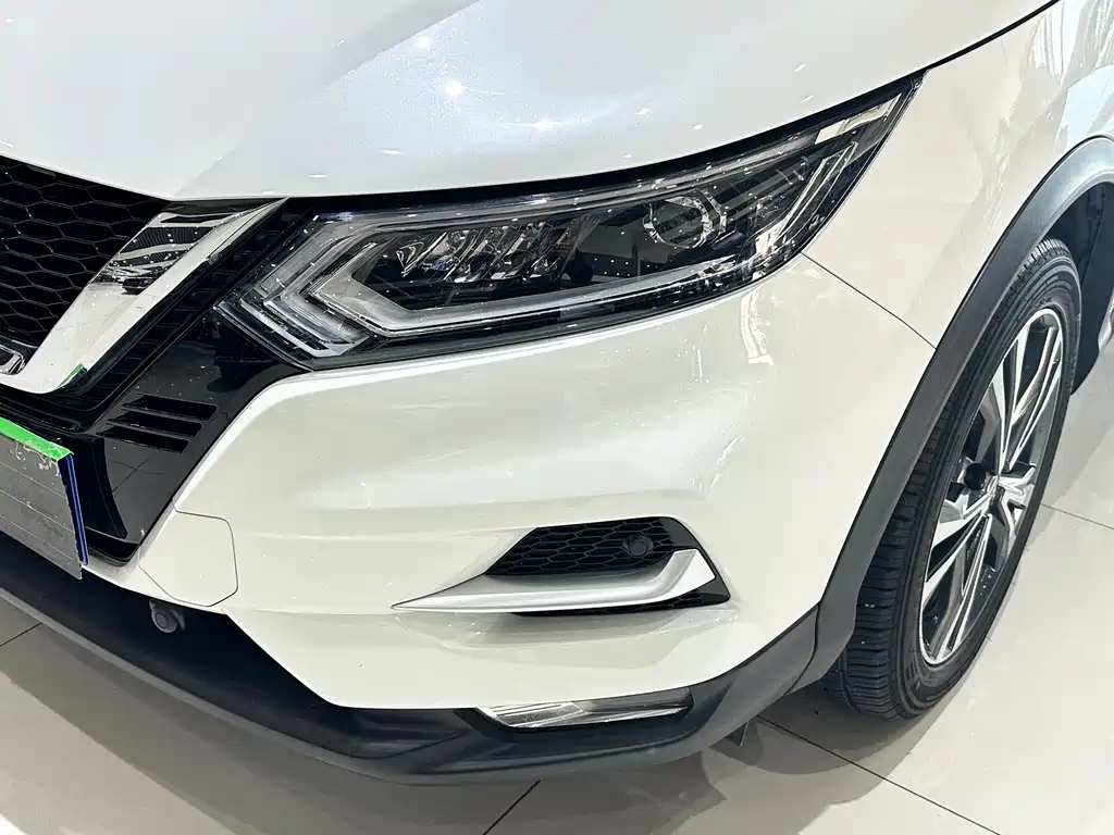 Nissan Qashqai 2022 — фото 3