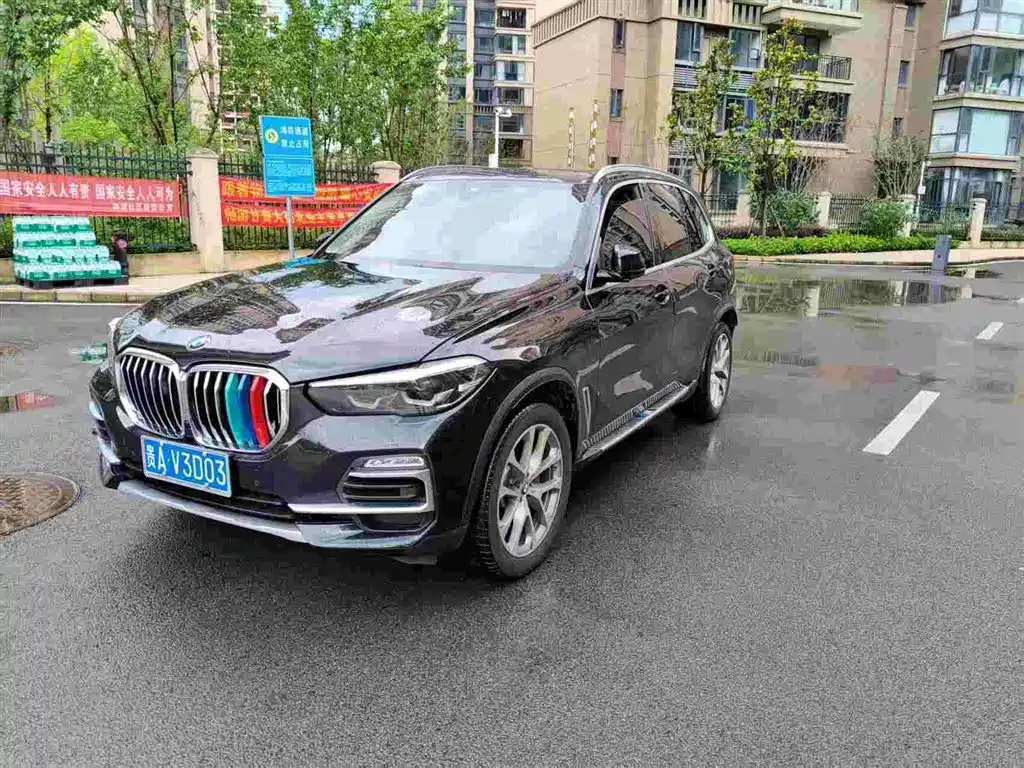 BMW X5 2020 — фото 1