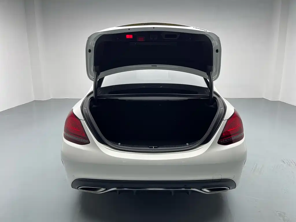 Mercedes-Benz C-Class 2020 — фото 16