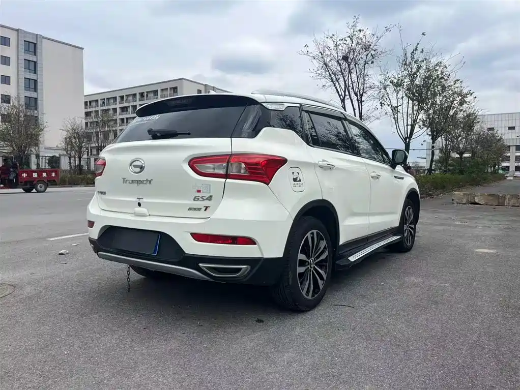 GAC Motor Trumpchi GS4 2017 — фото 10