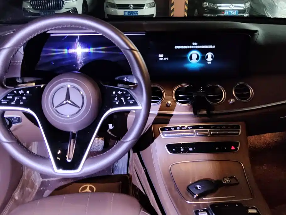 Mercedes-Benz E-Class 2021 — фото 12