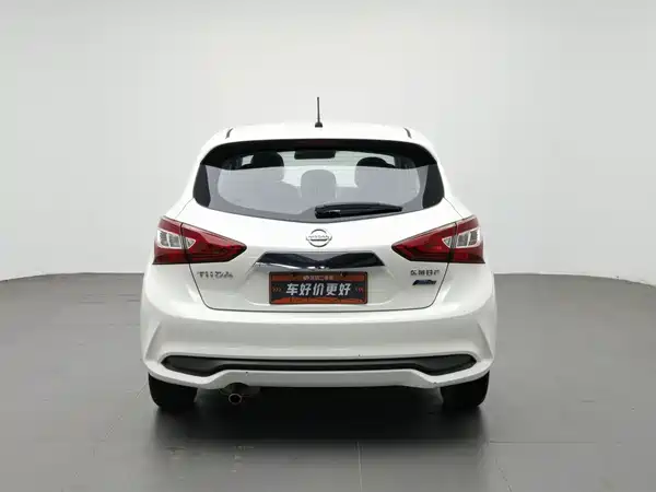 Nissan Tiida 2020