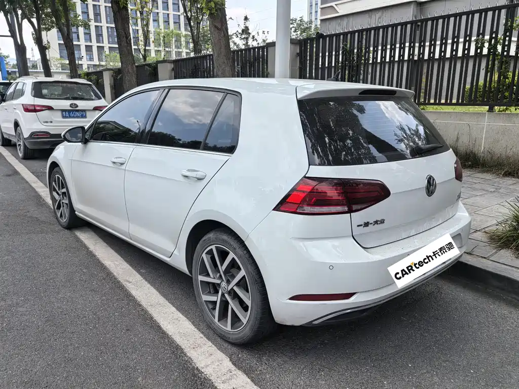 Volkswagen Golf 2019 — фото 3