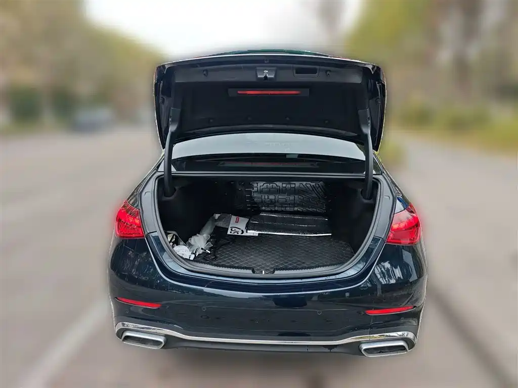 Mercedes-Benz C-Class 2022 — фото 10