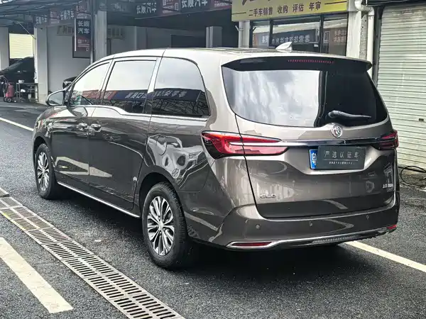Buick GL8 2023