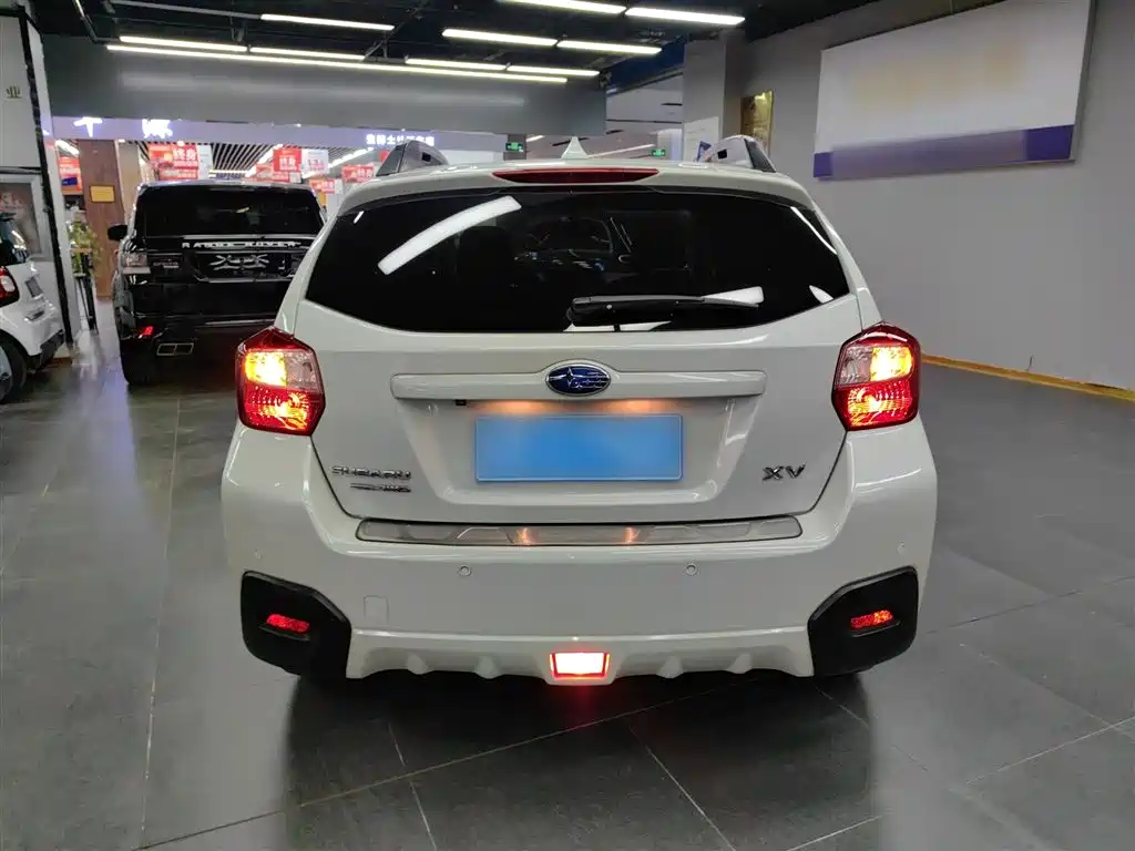 Subaru XV 2015 — фото 4