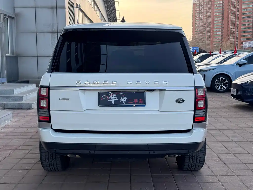 Land Rover Range Rover 2018 — фото 15