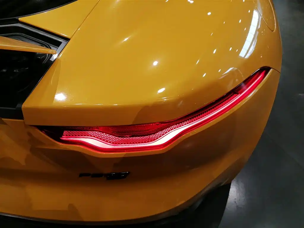 Jaguar F-TYPE 2020 — фото 24