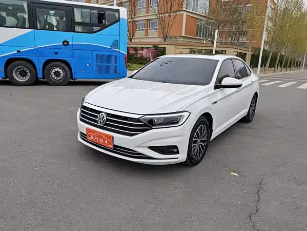 Volkswagen Sagitar 2021