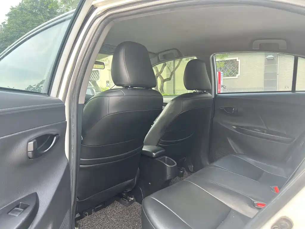 Toyota Yaris L 2020