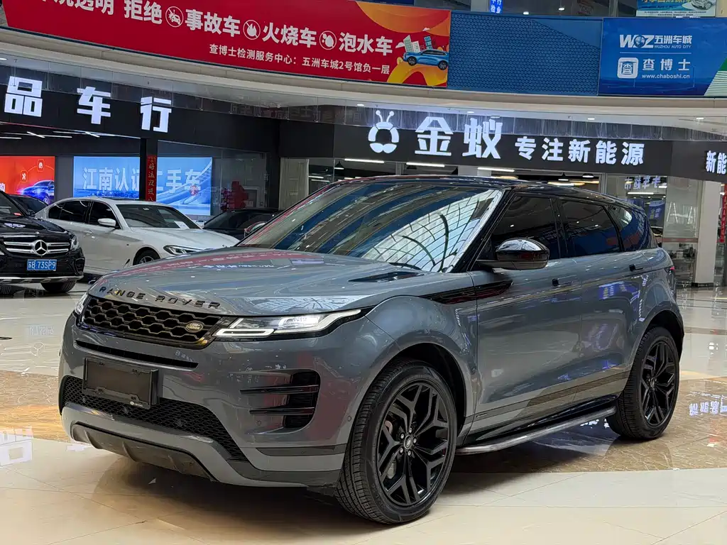 Land Rover Evoque 2021 — фото 1