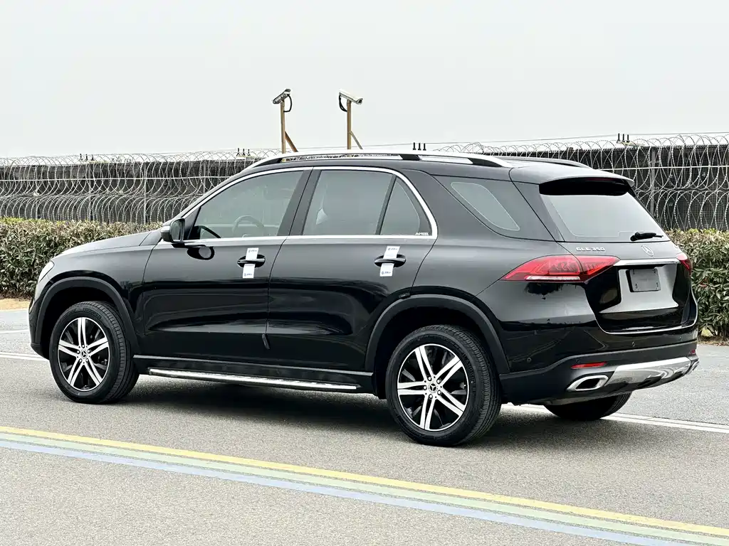 Mercedes-Benz GLE 2021