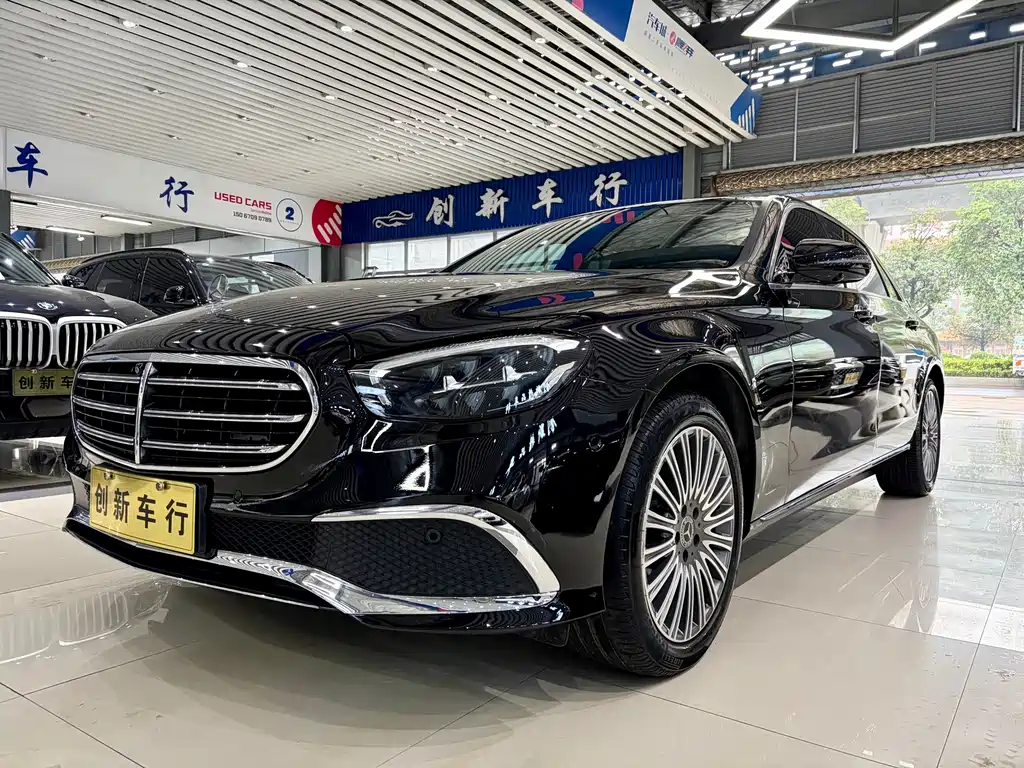 Mercedes-Benz E-Class 2023 — фото 2