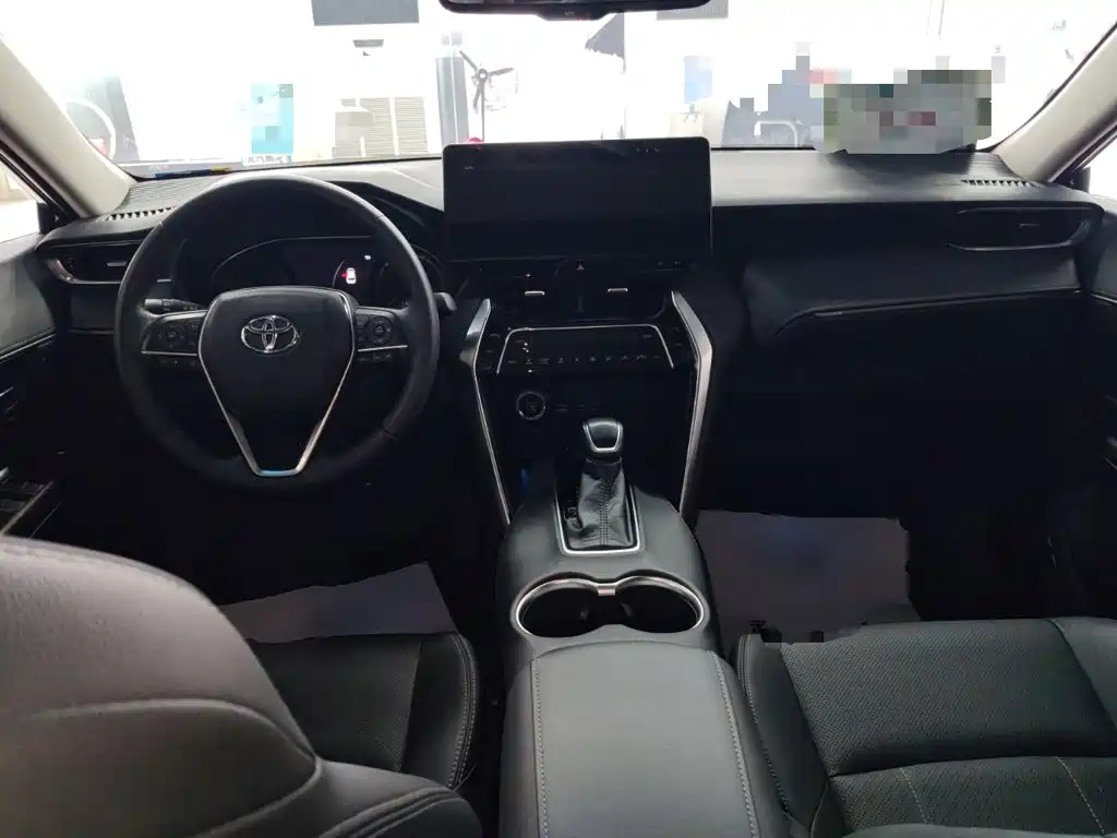 Toyota Harrier 2022 — фото 6