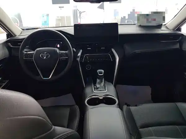 Toyota Harrier 2022