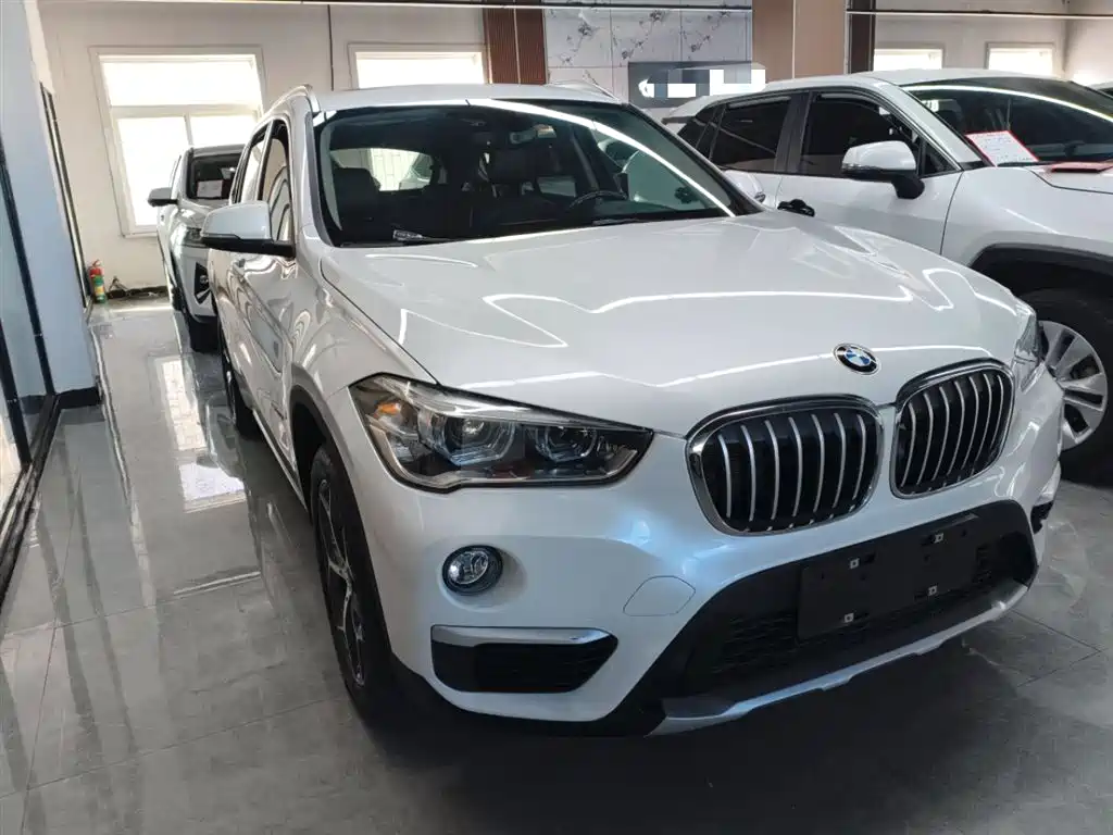 BMW X1 2017 — фото 4