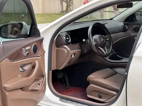 Mercedes-Benz E-Class 2019