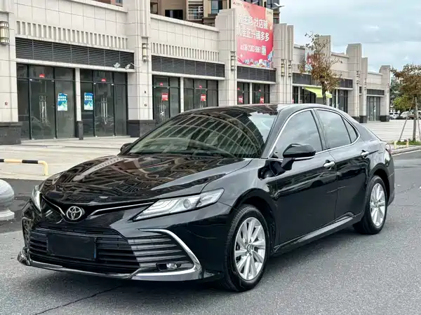 Toyota Camry 2021