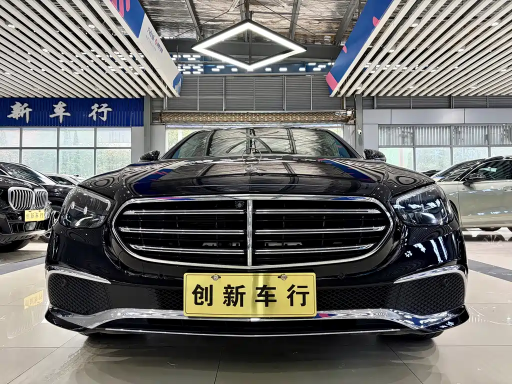 Mercedes-Benz E-Class 2023 — фото 1