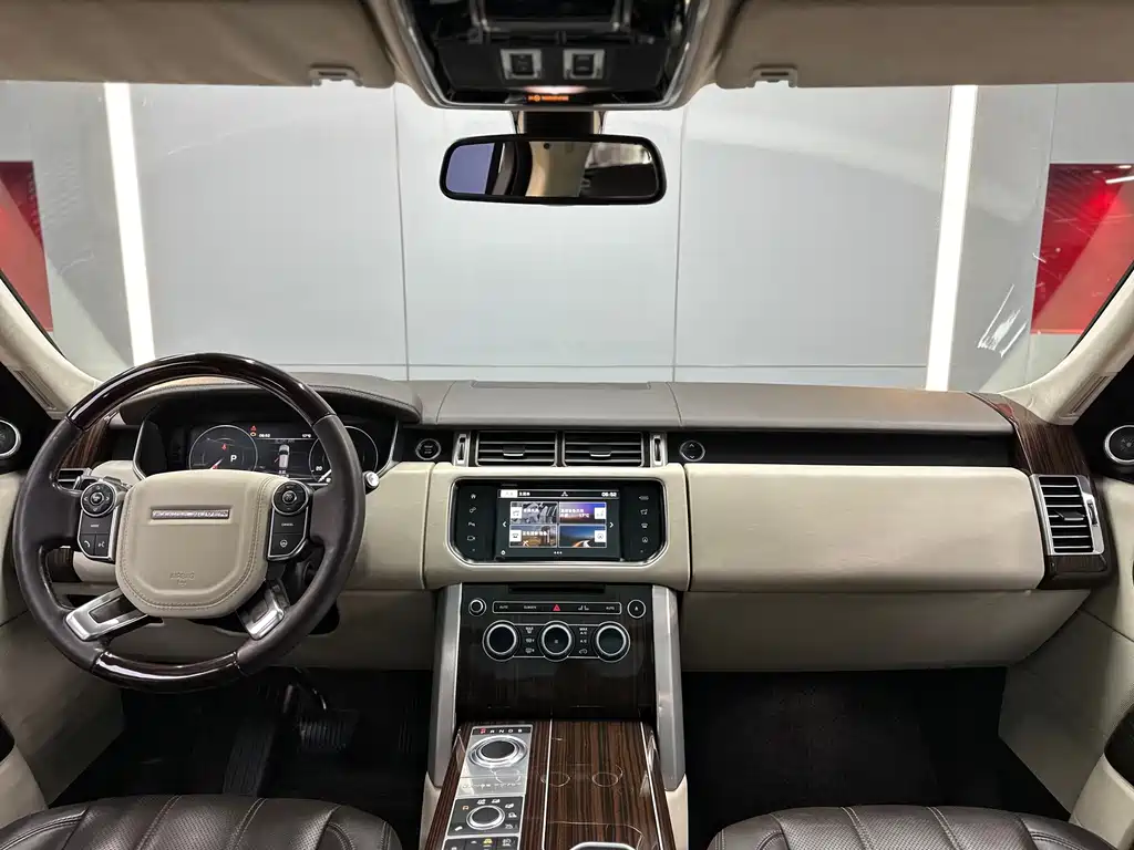 Land Rover Range Rover 2017 — фото 12