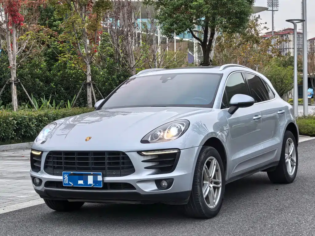 Porsche Macan 2017 — фото 1
