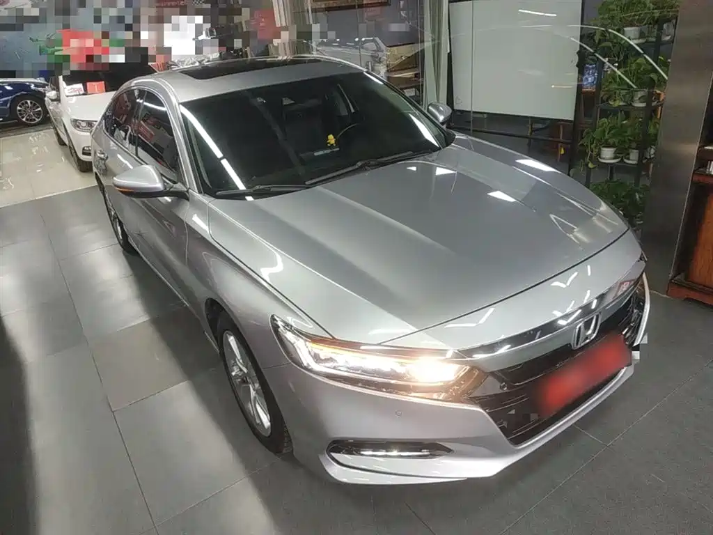 Honda Accord 2020 — фото 20