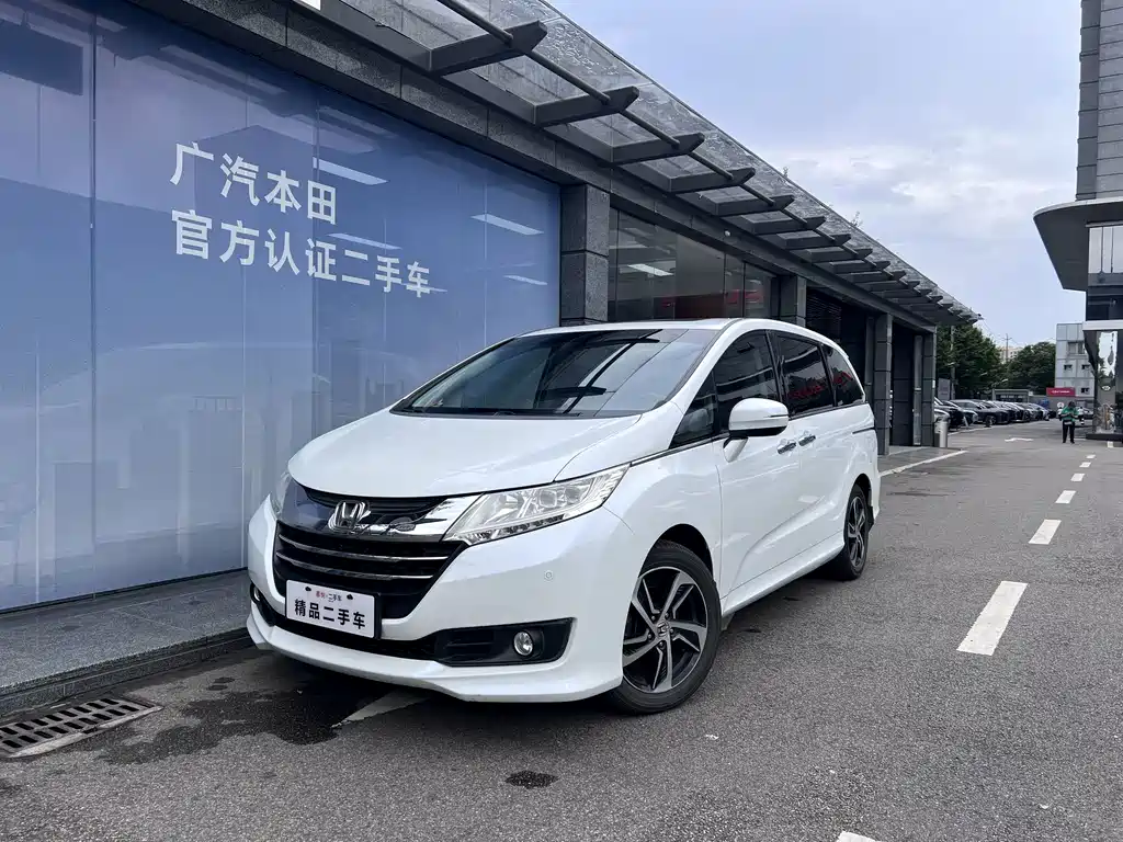 Honda Odyssey 2016 — фото 1